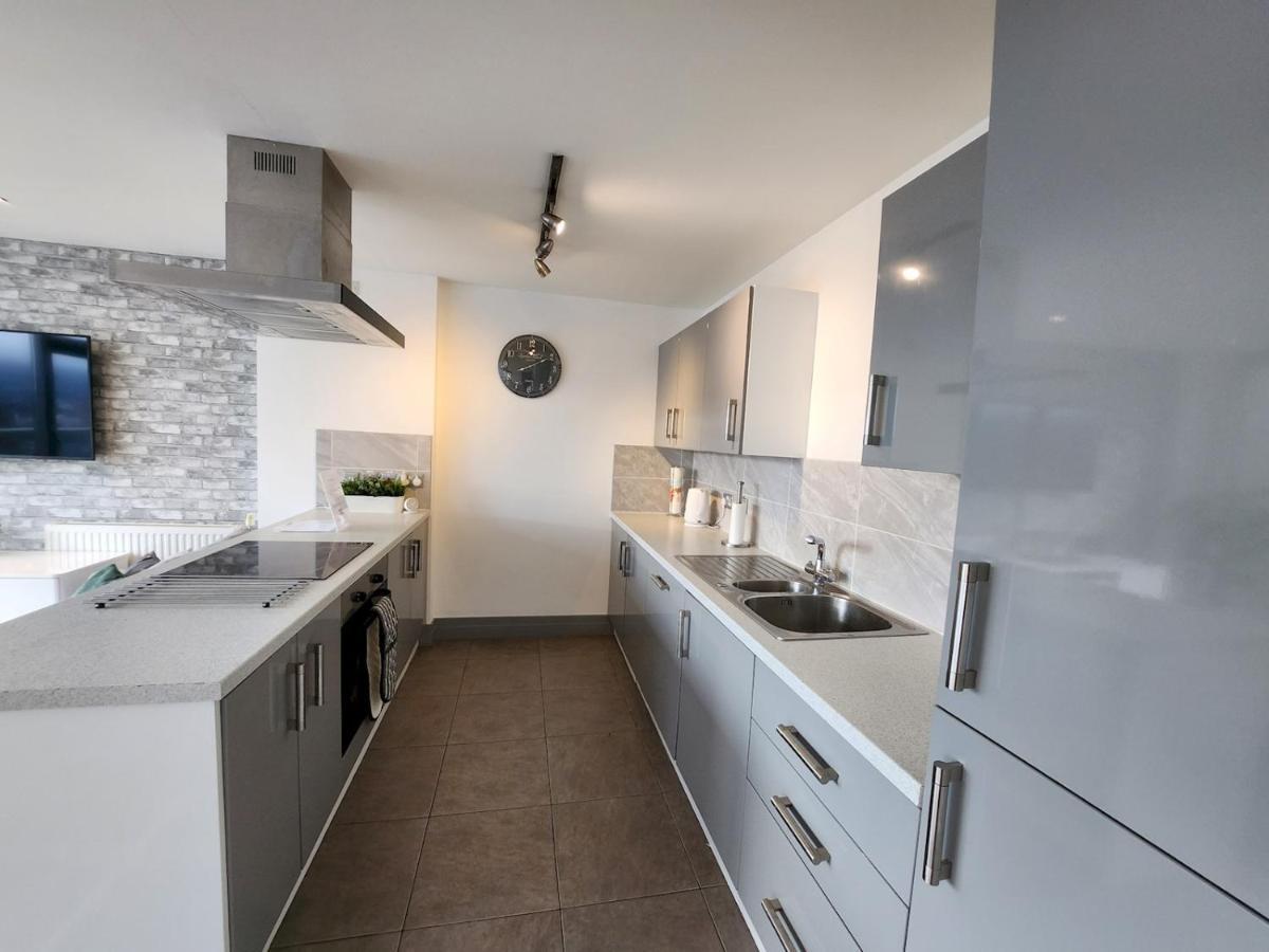 Apartment Pass The Keys Stunning Penthouse With Balcony Sunset Views Belfast