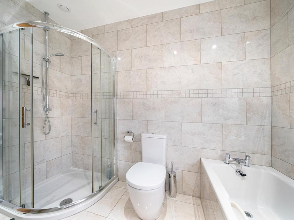 Pass The Keys Stunning 2br Townhouse In Belfasts Location * Belfast
