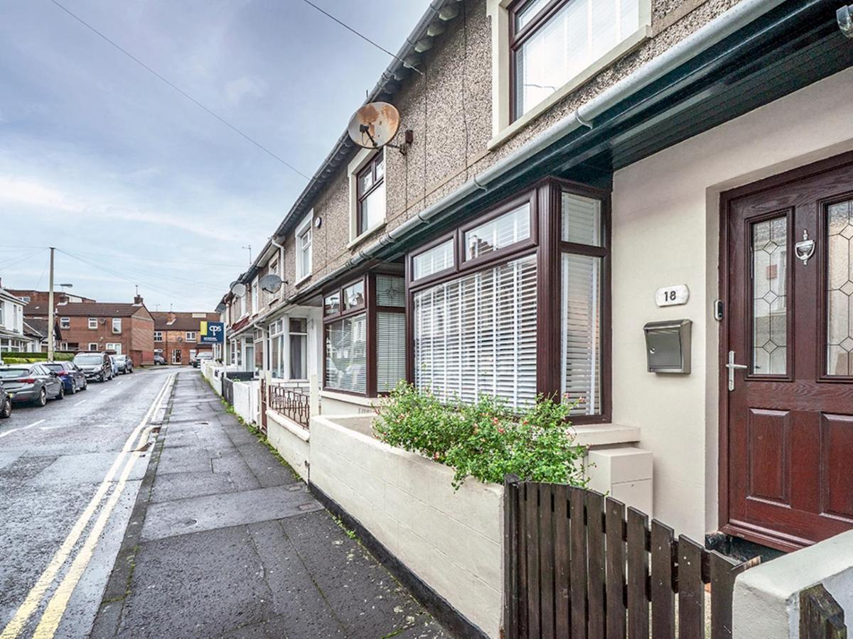 Pass The Keys Stunning 2br Townhouse In Belfasts Location * Belfast