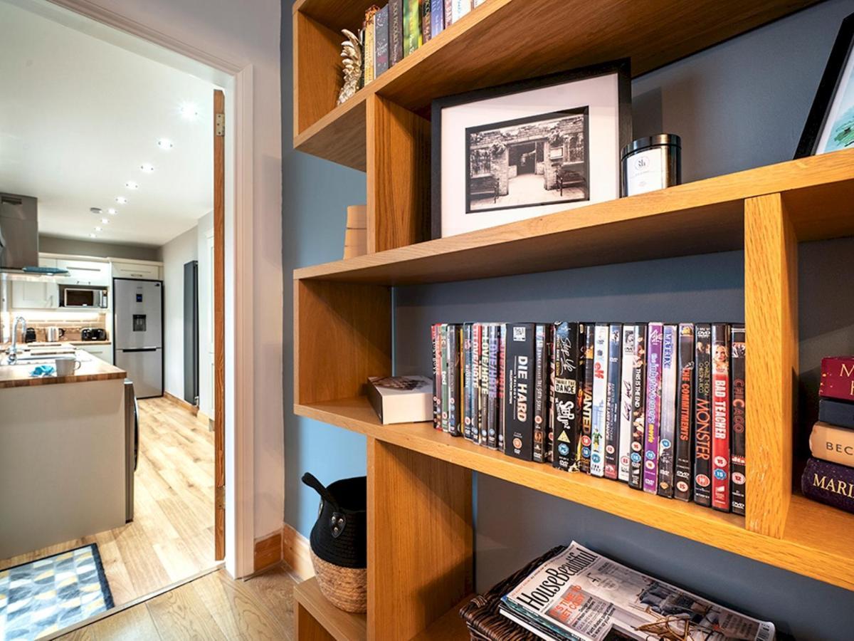 Pass The Keys Stunning 2br Townhouse In Belfasts Location Holiday home Belfast