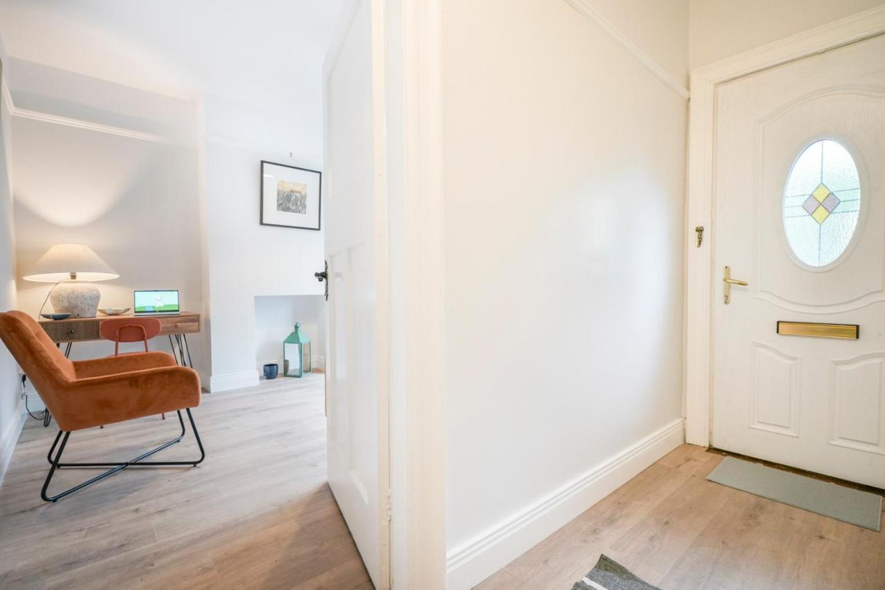 Close To City Centre Stylish 3 Bedroom House Holiday home Belfast