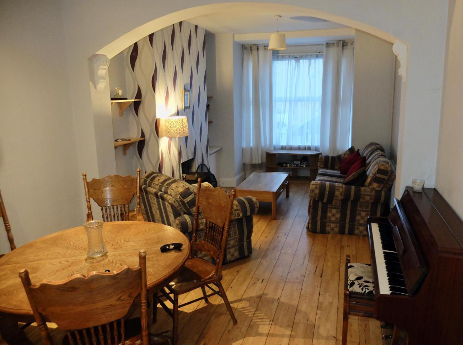 Holiday home 12 Oceanic Ave