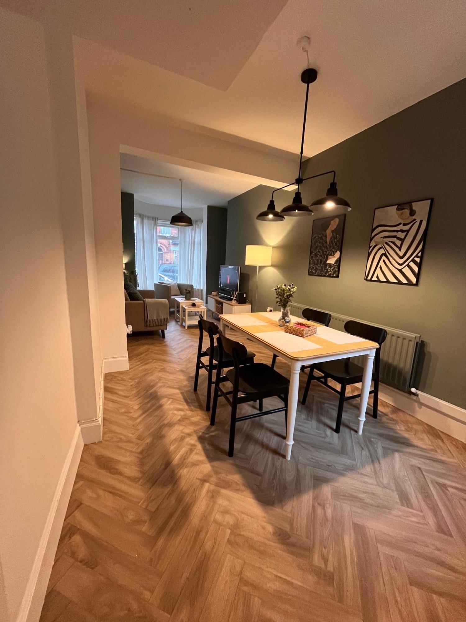 Kings Bridge Townhouse Homestay *