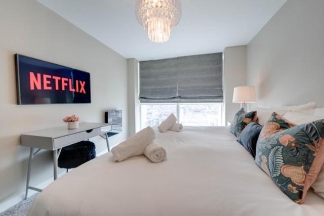 Apartment Tallest Building In The Centre Sleeps 5 Incredible Mountain And Lagan Views