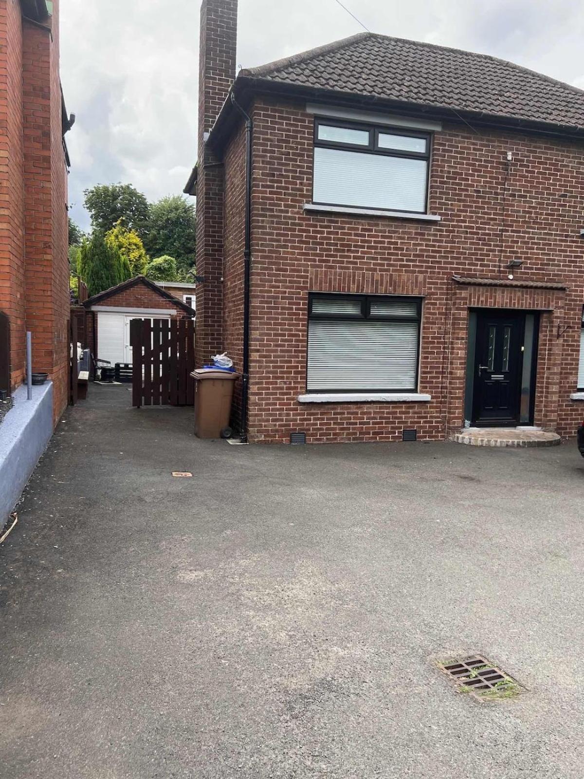 Private Cabin, Own Access & Ensuite Belfast