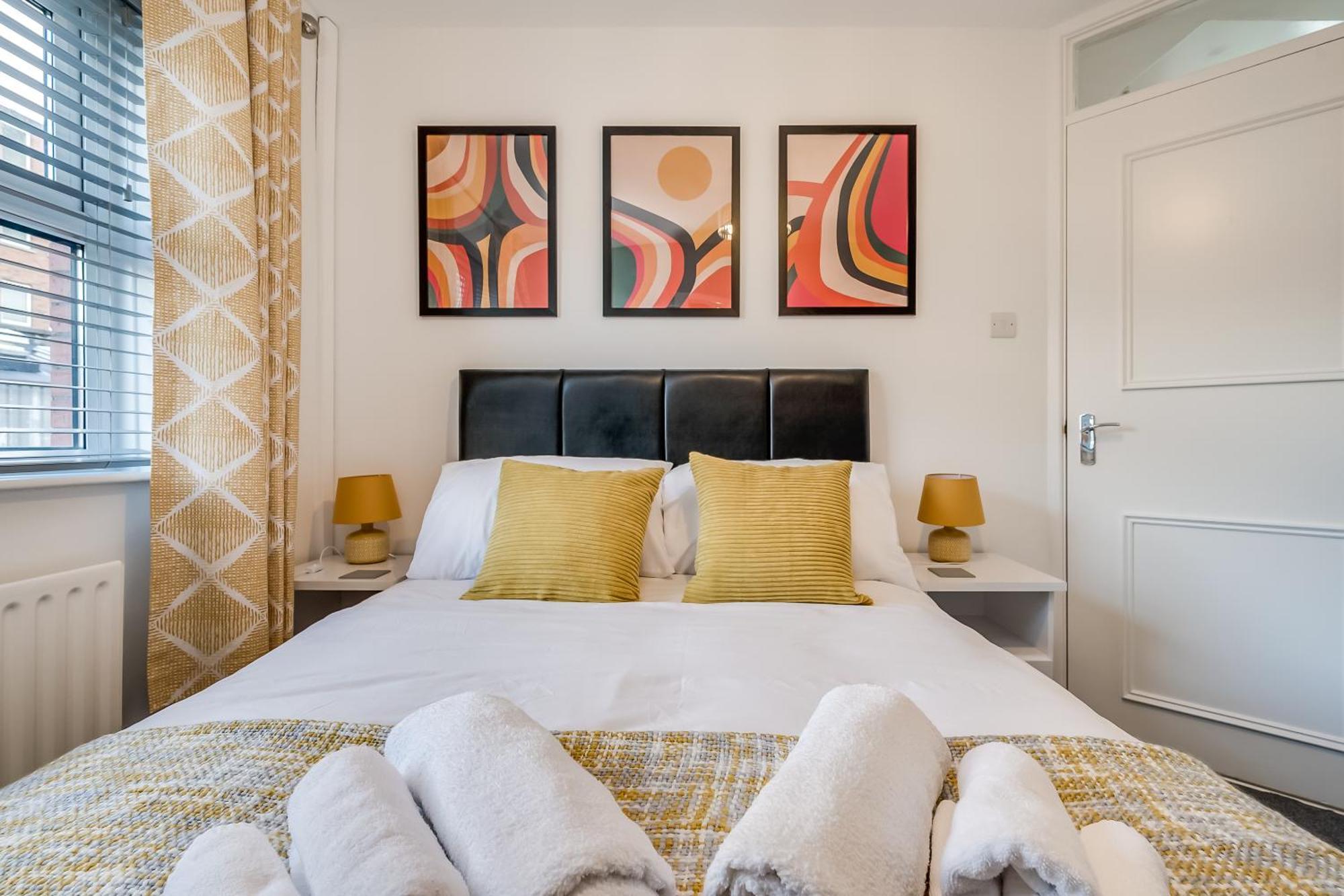 Staybynumbers - Centre & Allocated Parking *