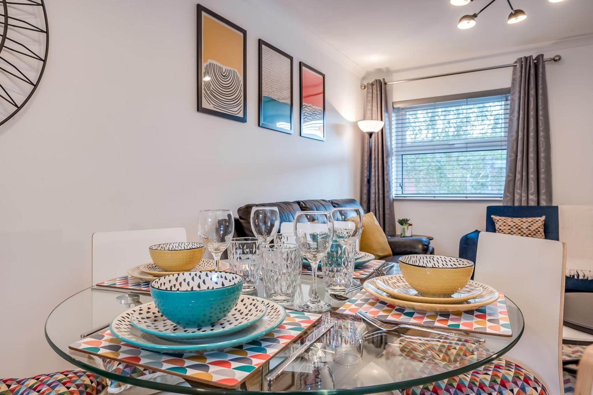Apartment Staybynumbers - Centre & Allocated Parking *