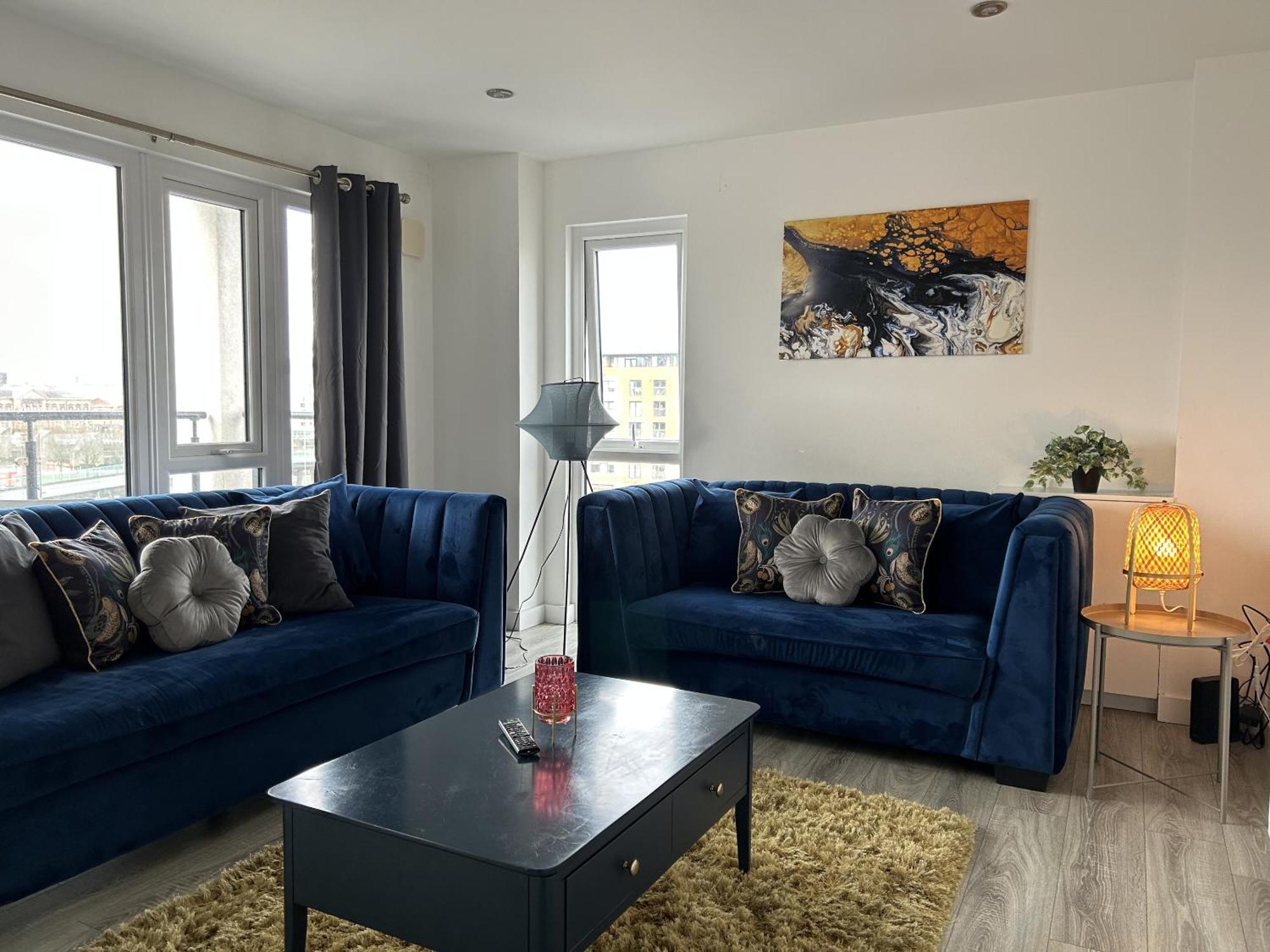Sandford Apartment *