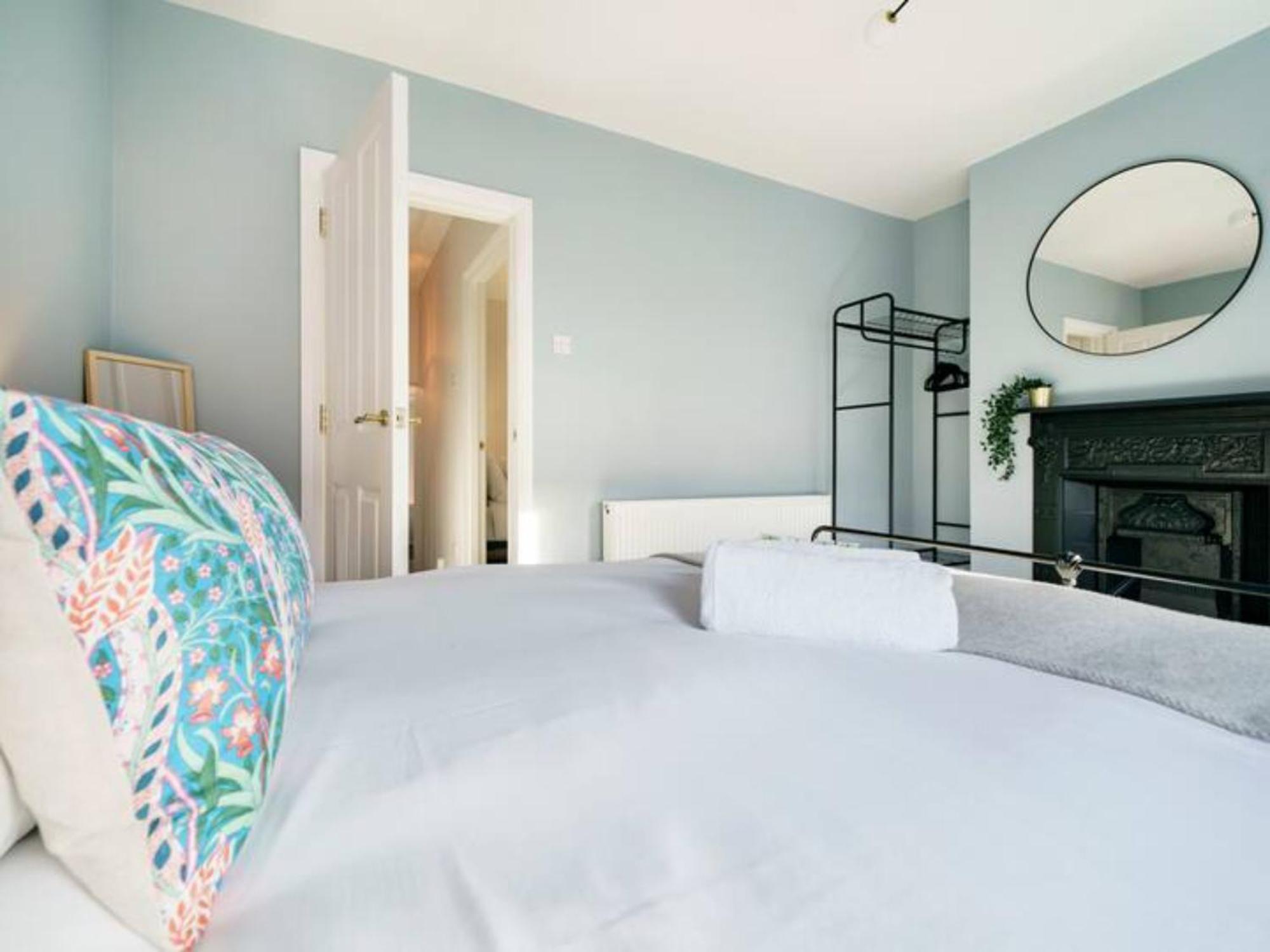 Pass The Keys Belmont Bolthole 2 Bed Bars And Eateries Abound Holiday home Belfast