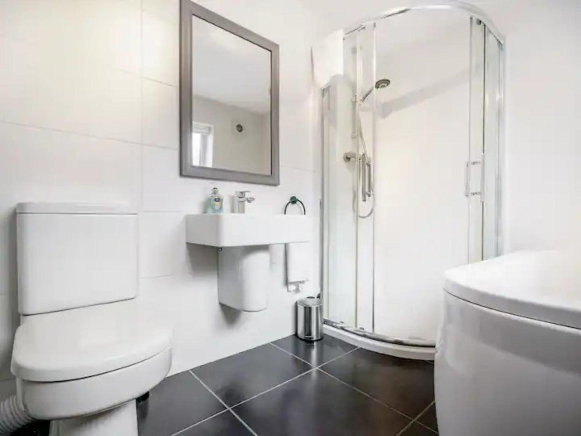 Holiday home Pass The Keys Belmont Bolthole 2 Bed Bars And Eateries Abound *