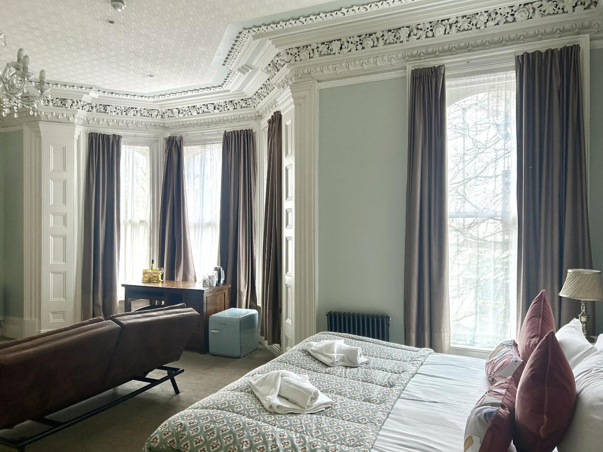 Harpers Guest house