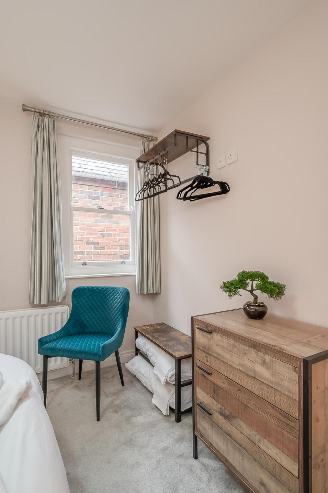 Staybynumbers - Centre - 3 Bed, 3 Bathroom & Parking Holiday home Belfast