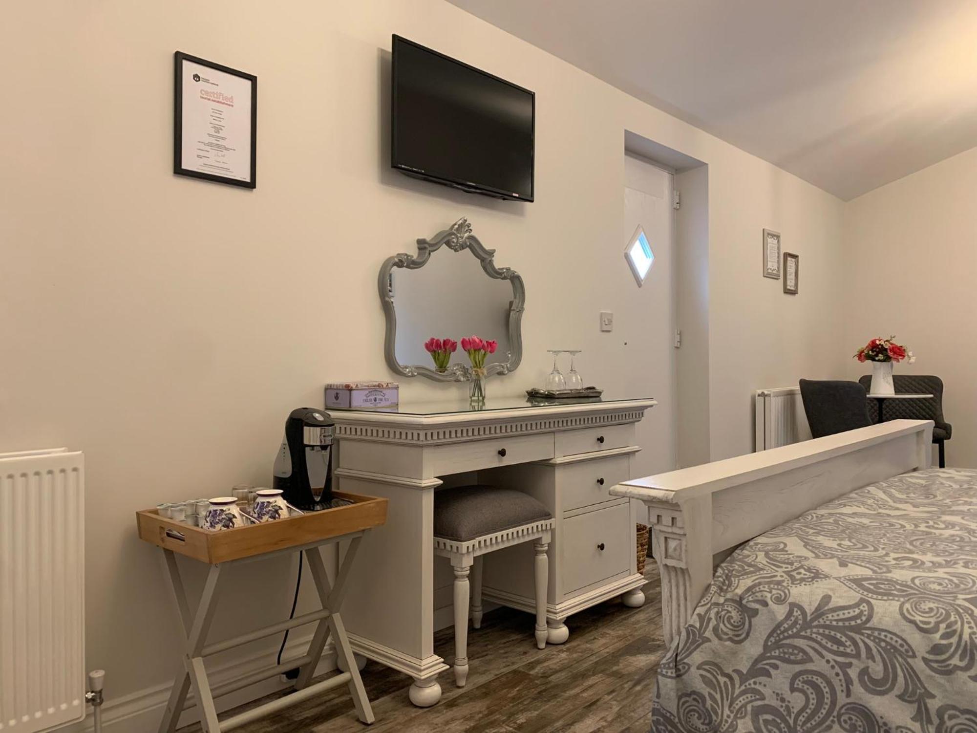 Millbrae Bed & Breakfast