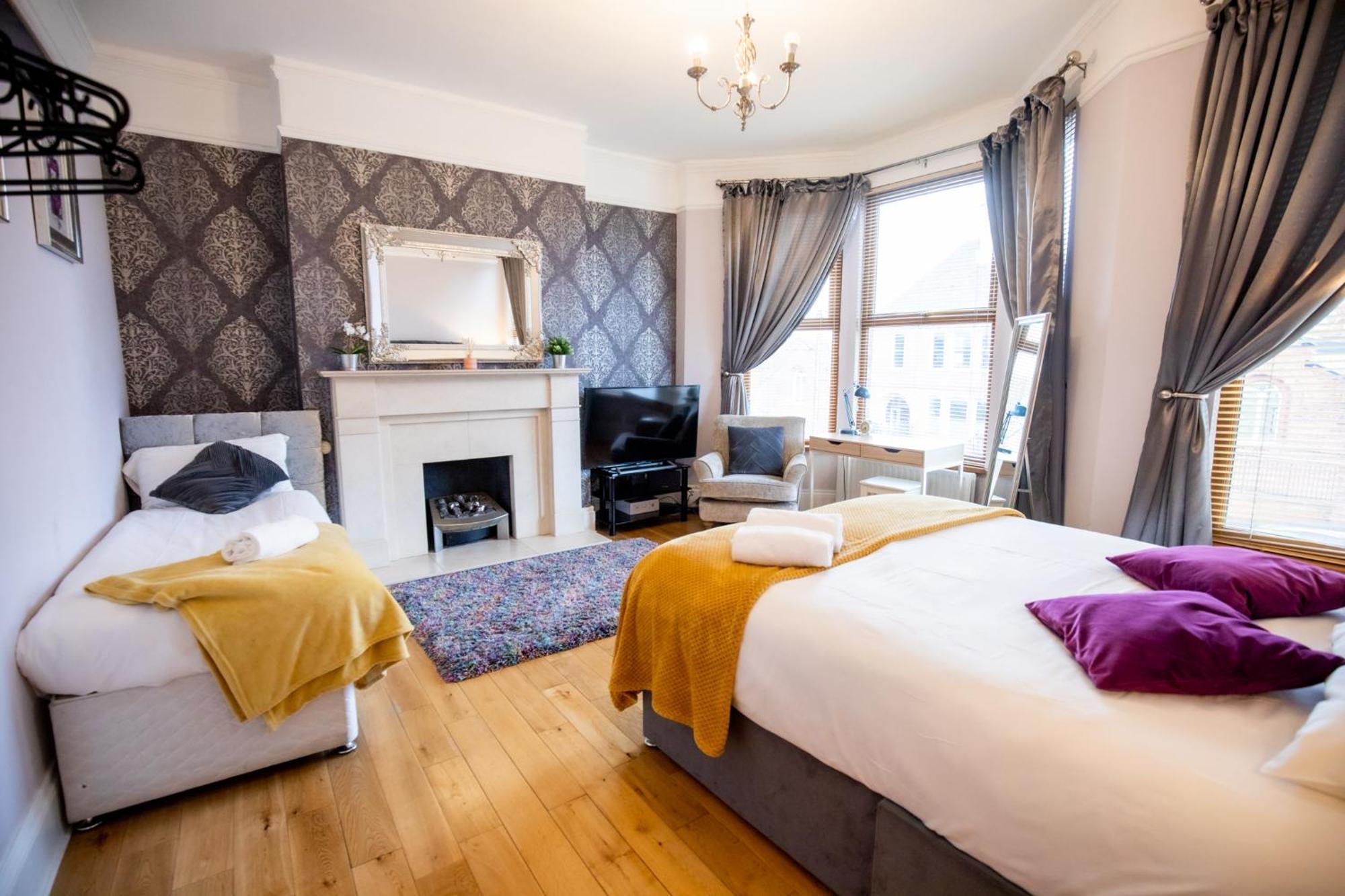 So-lux Guest house