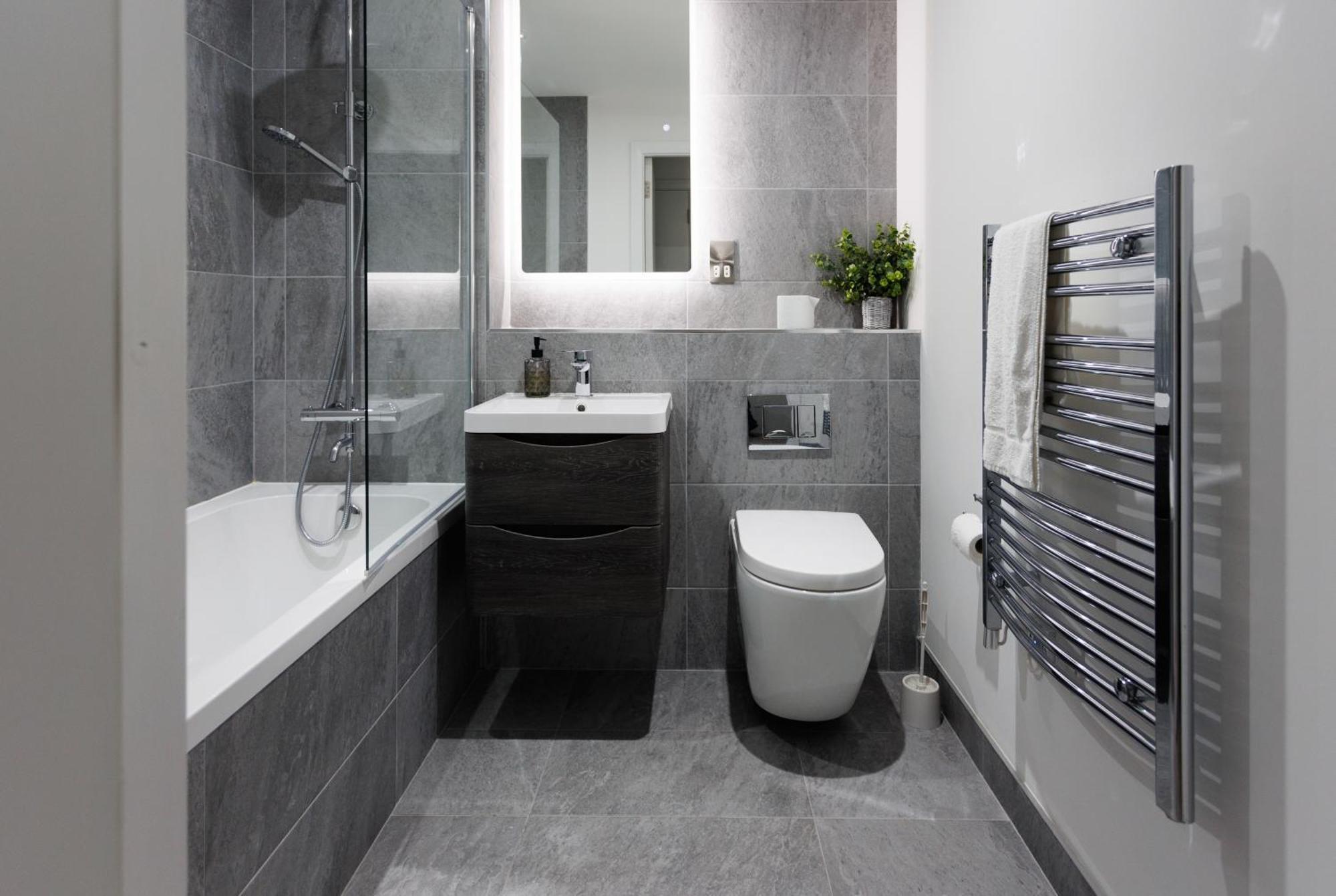 Charming 2br In The Heart Of Apartment