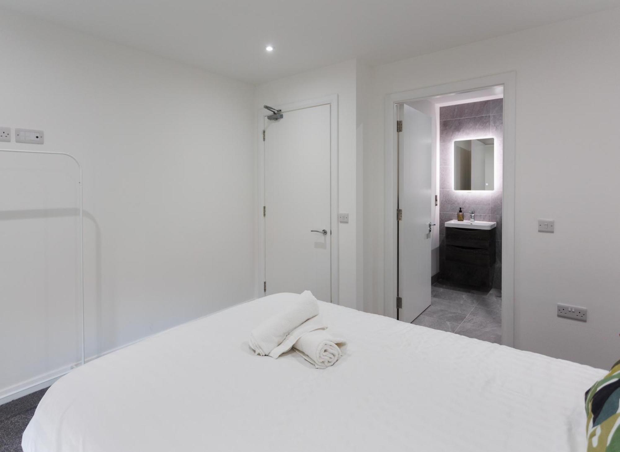 Charming 2br In The Heart Of Apartment