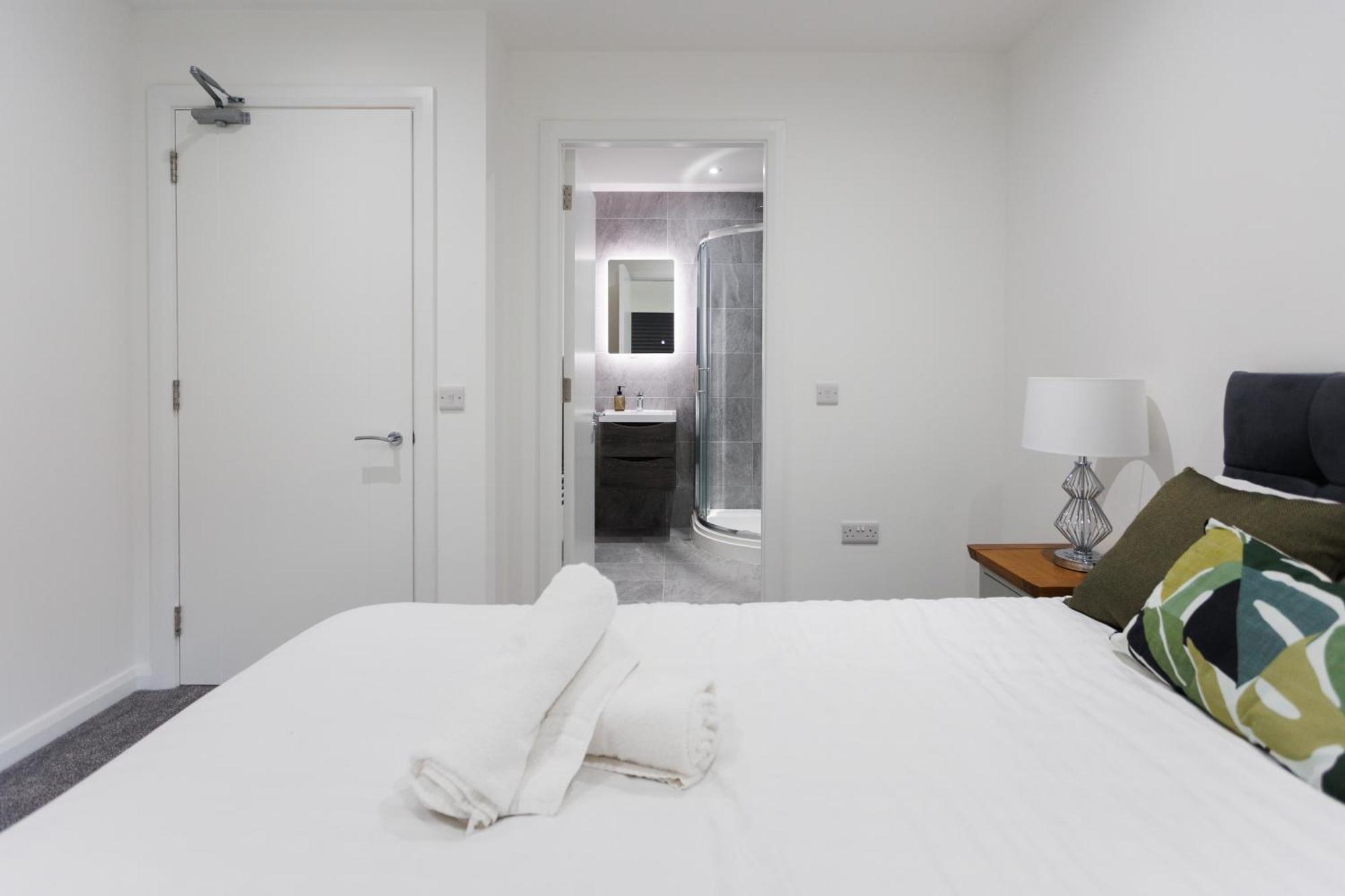 Charming 2br In The Heart Of Apartment