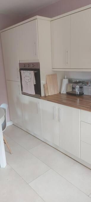 Bellevue - Comfortable With Amazing Views Holiday home