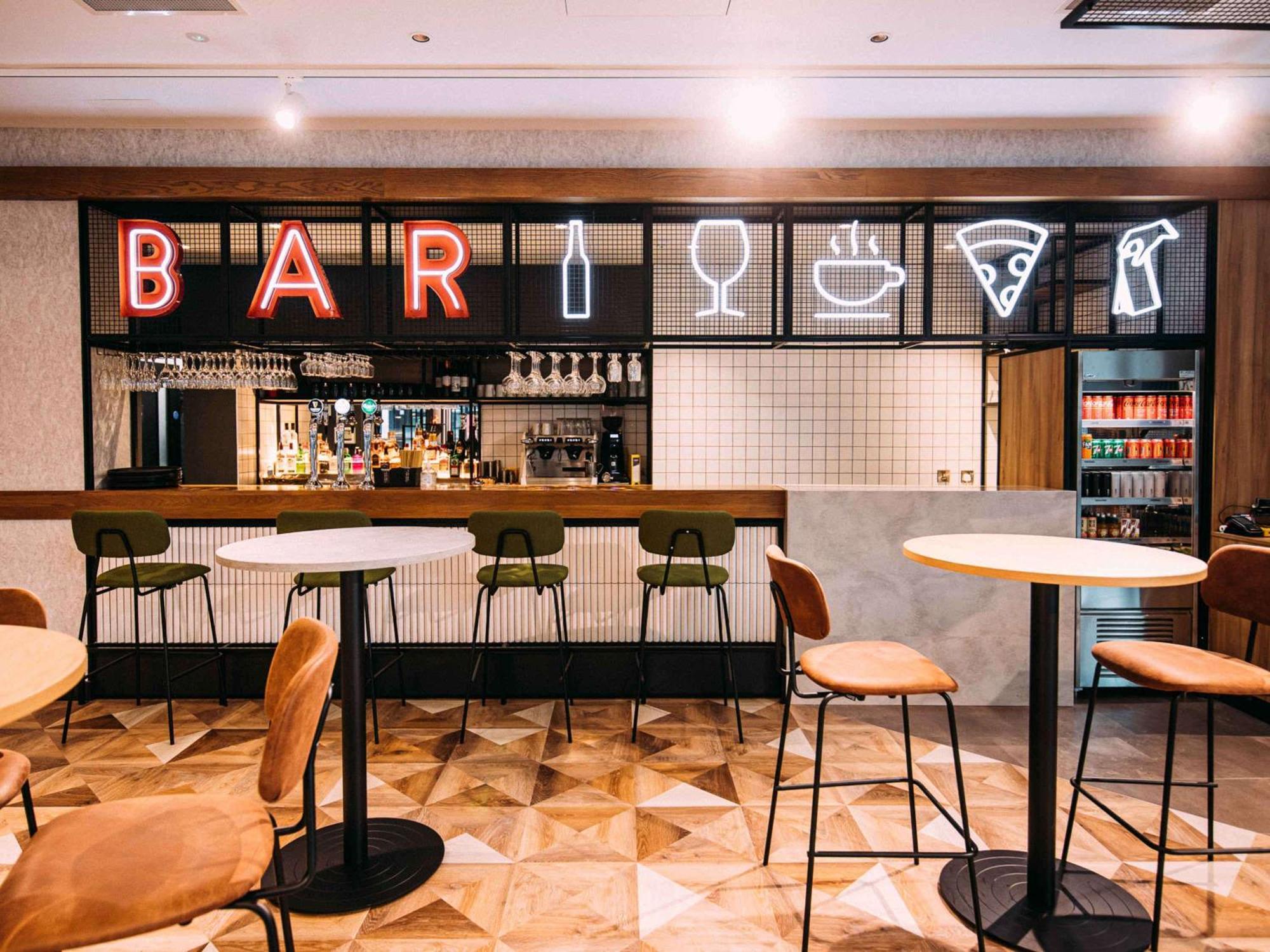 Ibis Centre Hotel 3*