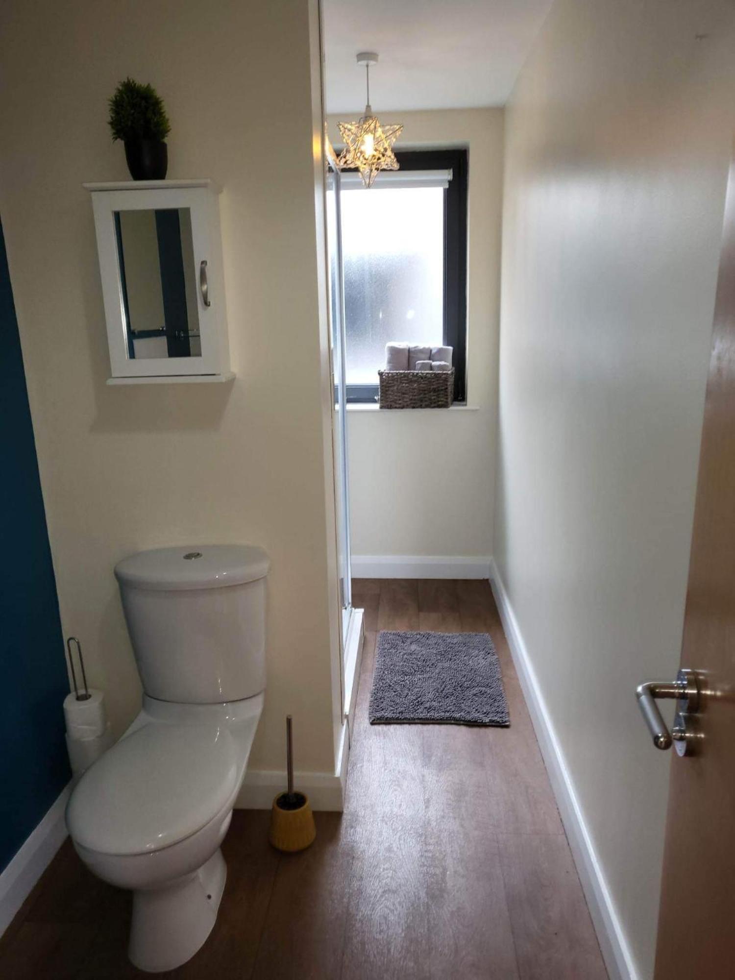 Ross Mill Apartment *
