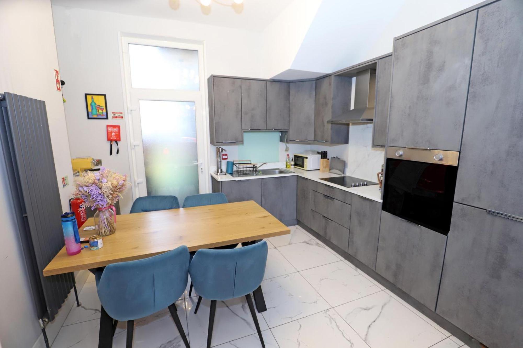 Apartment South City Sleeps 4 Belfast