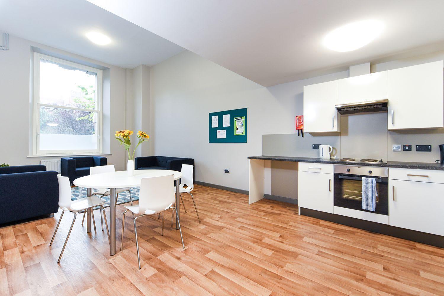 For Students Only Premium And Private Ensuite At John Bell House In Apartment