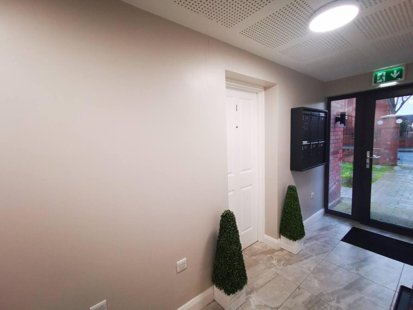 Apartment 2 Bedroom Luxurious Modern *