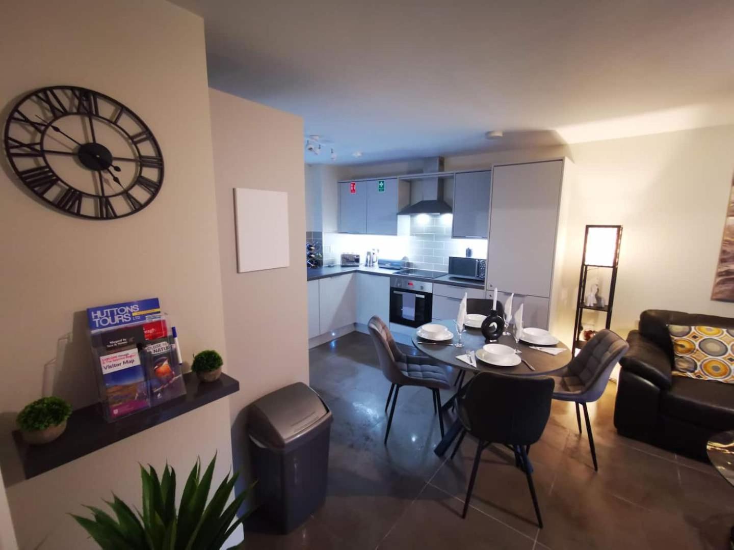 Apartment 2 Bedroom Luxurious Modern Belfast