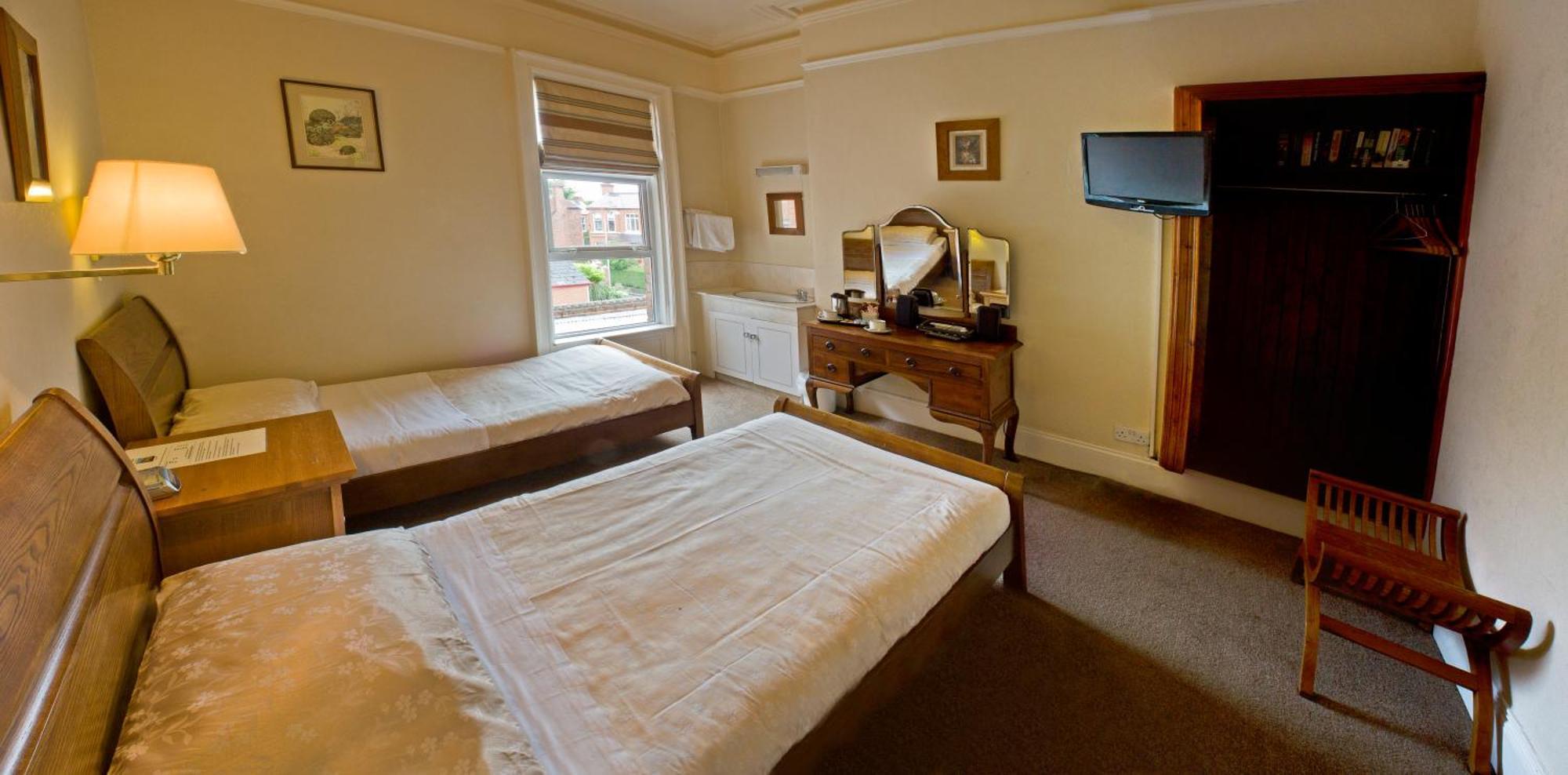 Somerton House Only 5*