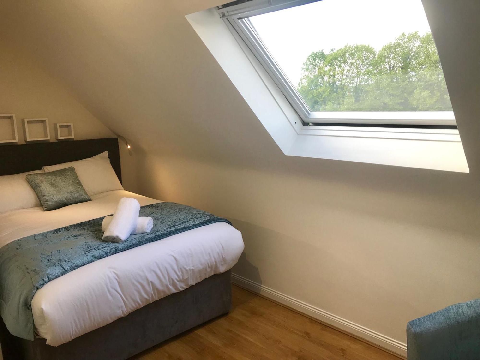 4 Bed Duplex Apartment, * Belfast