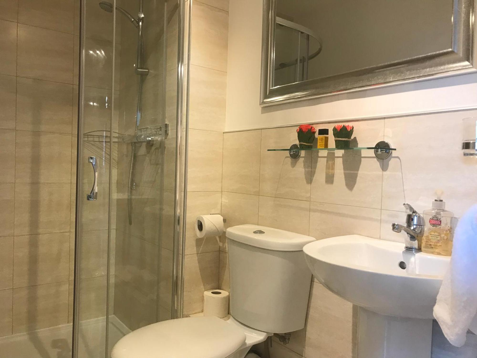 Apartment 4 Bed Duplex Apartment,