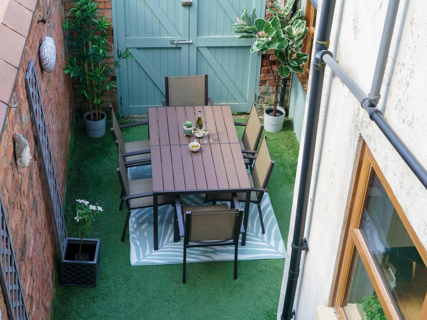 Holiday home Pass The Keys 4 Bedrooms Cafes Shops 6 Mins To Centre *