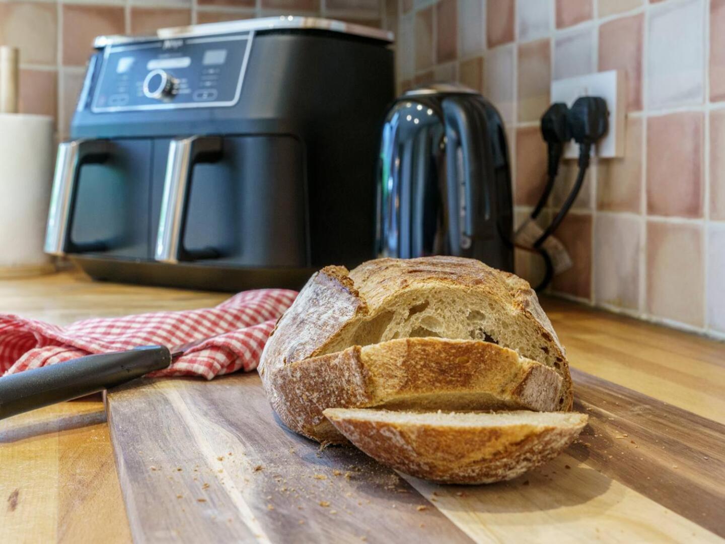Holiday home Pass The Keys 4 Bedrooms Cafes Shops 6 Mins To Centre Belfast