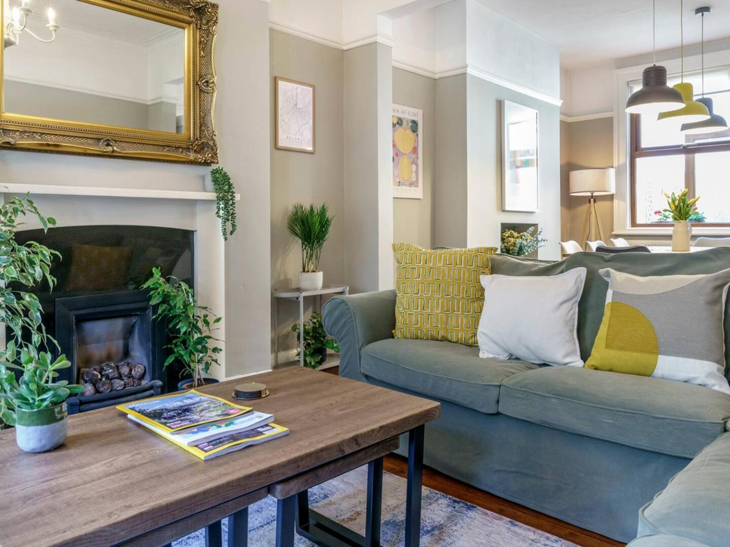 Pass The Keys 4 Bedrooms Cafes Shops 6 Mins To Centre *
