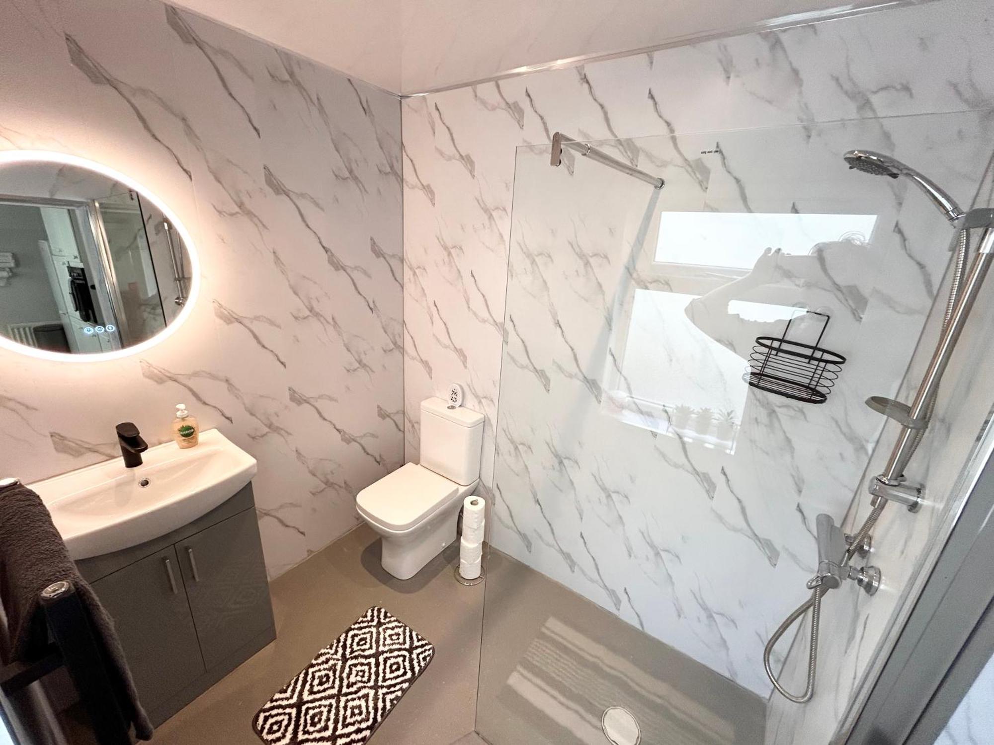 For Your Escape! Holiday home Belfast