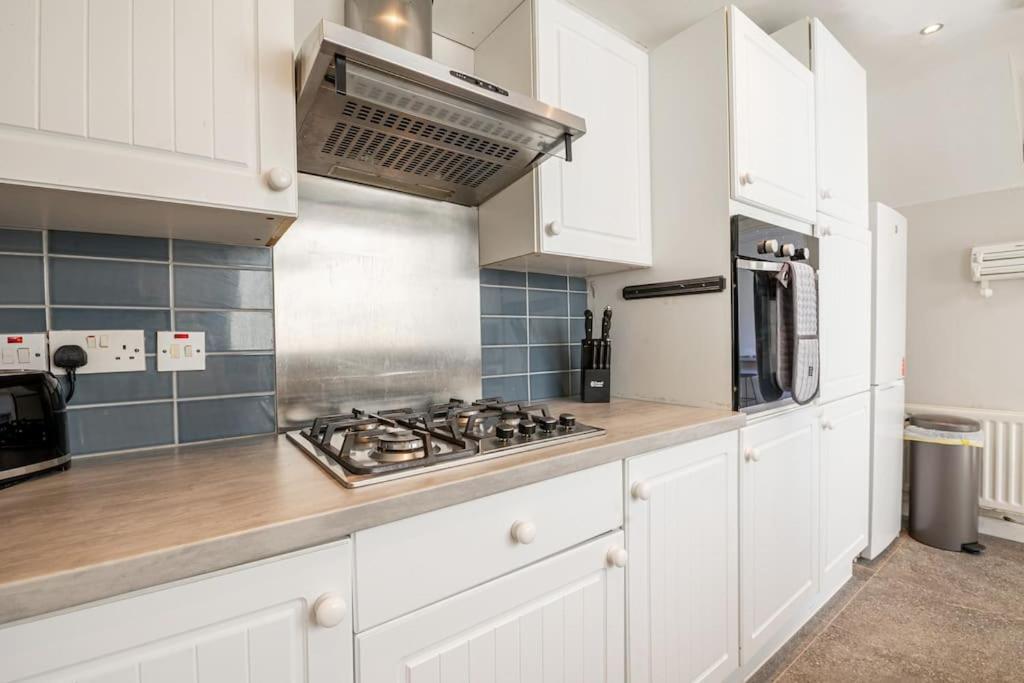 For Your Escape! Holiday home Belfast