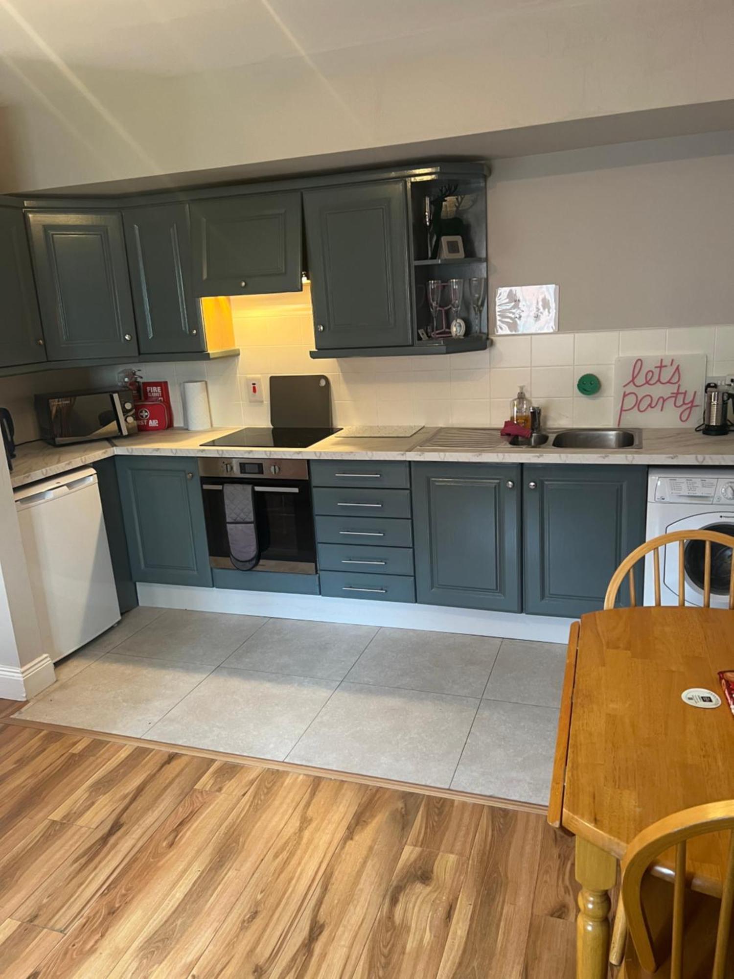 Centre Blue Door Retreat Apartment Belfast