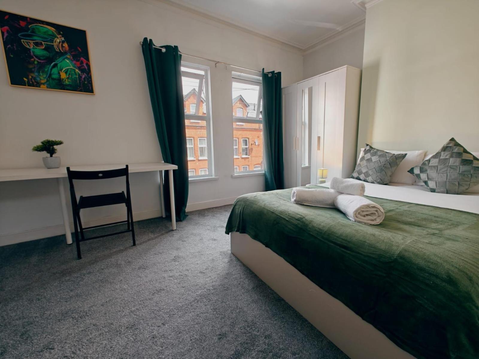 4br Ravenhill Modern * Belfast