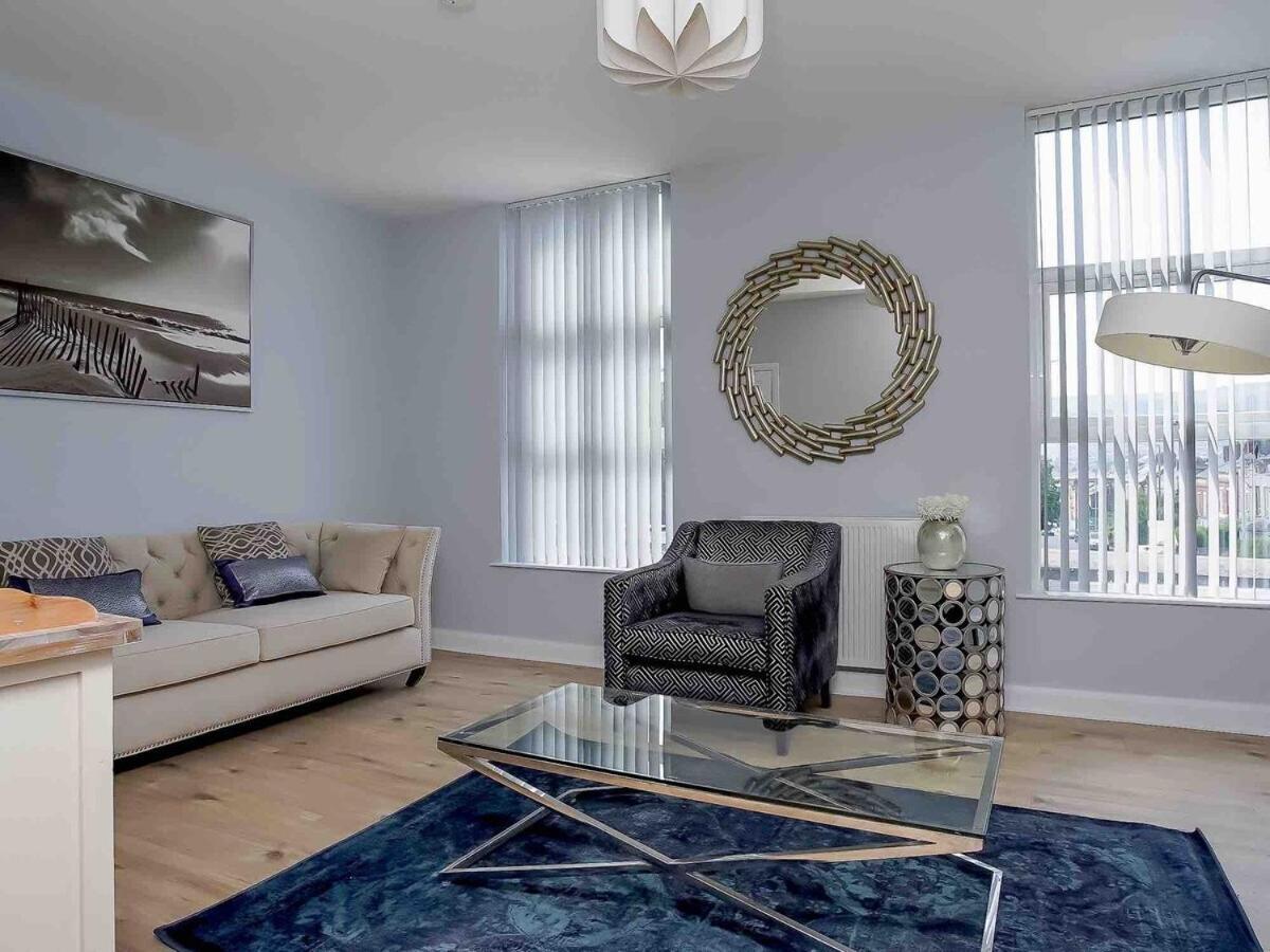 Apartment Centre 3 Bdr Townhouse By Breaks *
