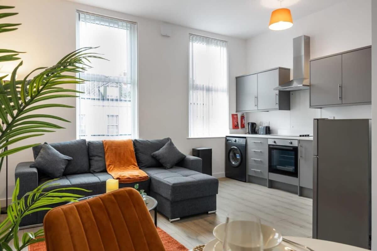 Smart 1 Bedroom In East Village Apartment Belfast