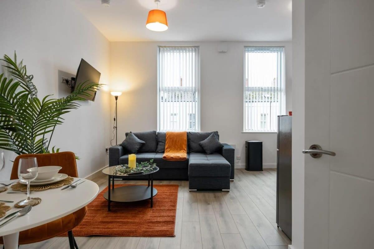 Smart 1 Bedroom In East Village Belfast