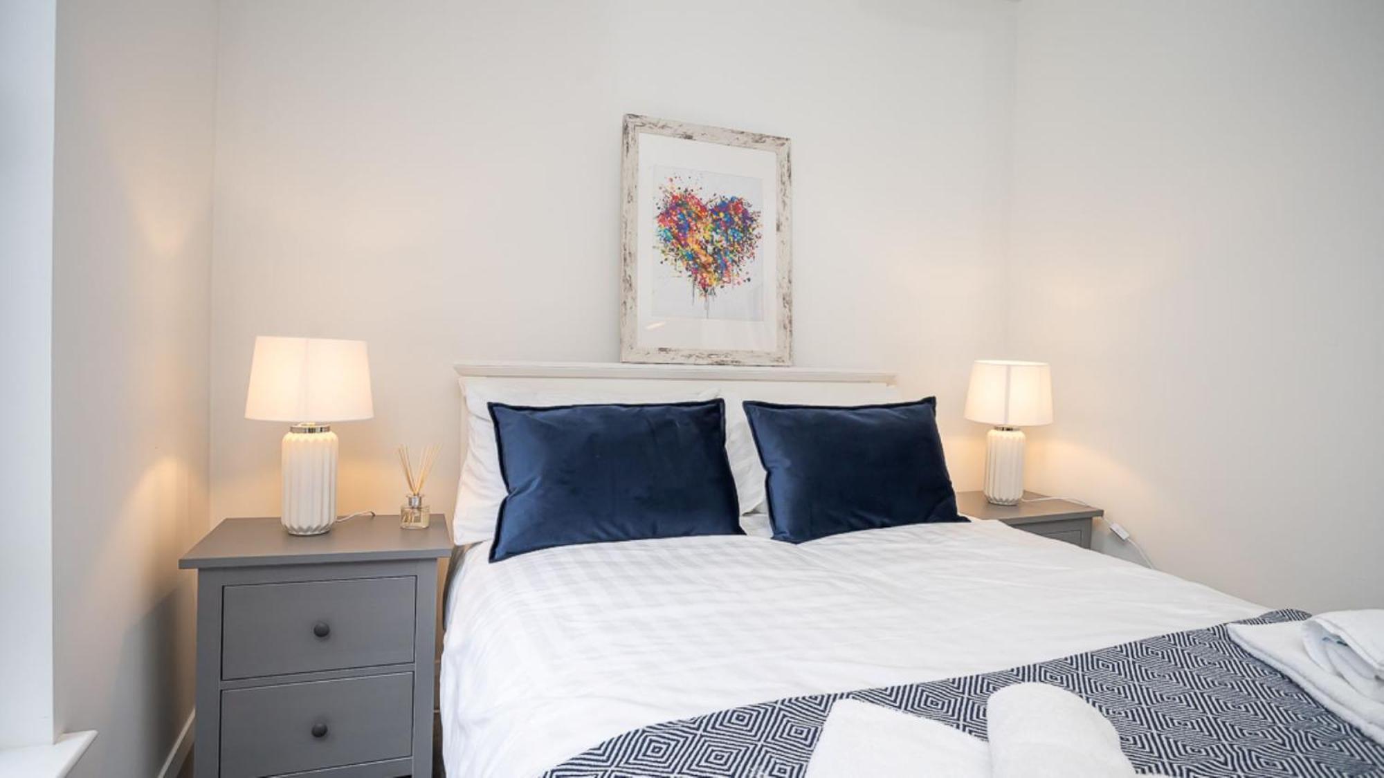 Luxury 4 Bdr House By Breaks