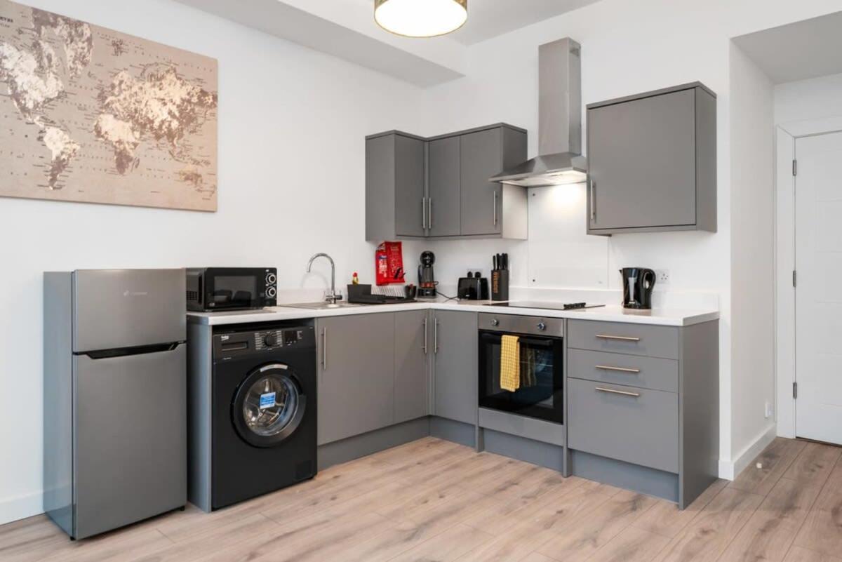 Spacious 1 Bed In East Village Belfast