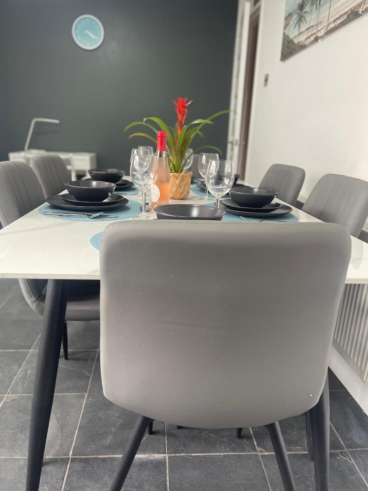 Grand Living 5 Minutes Walk From Grand Station * Belfast