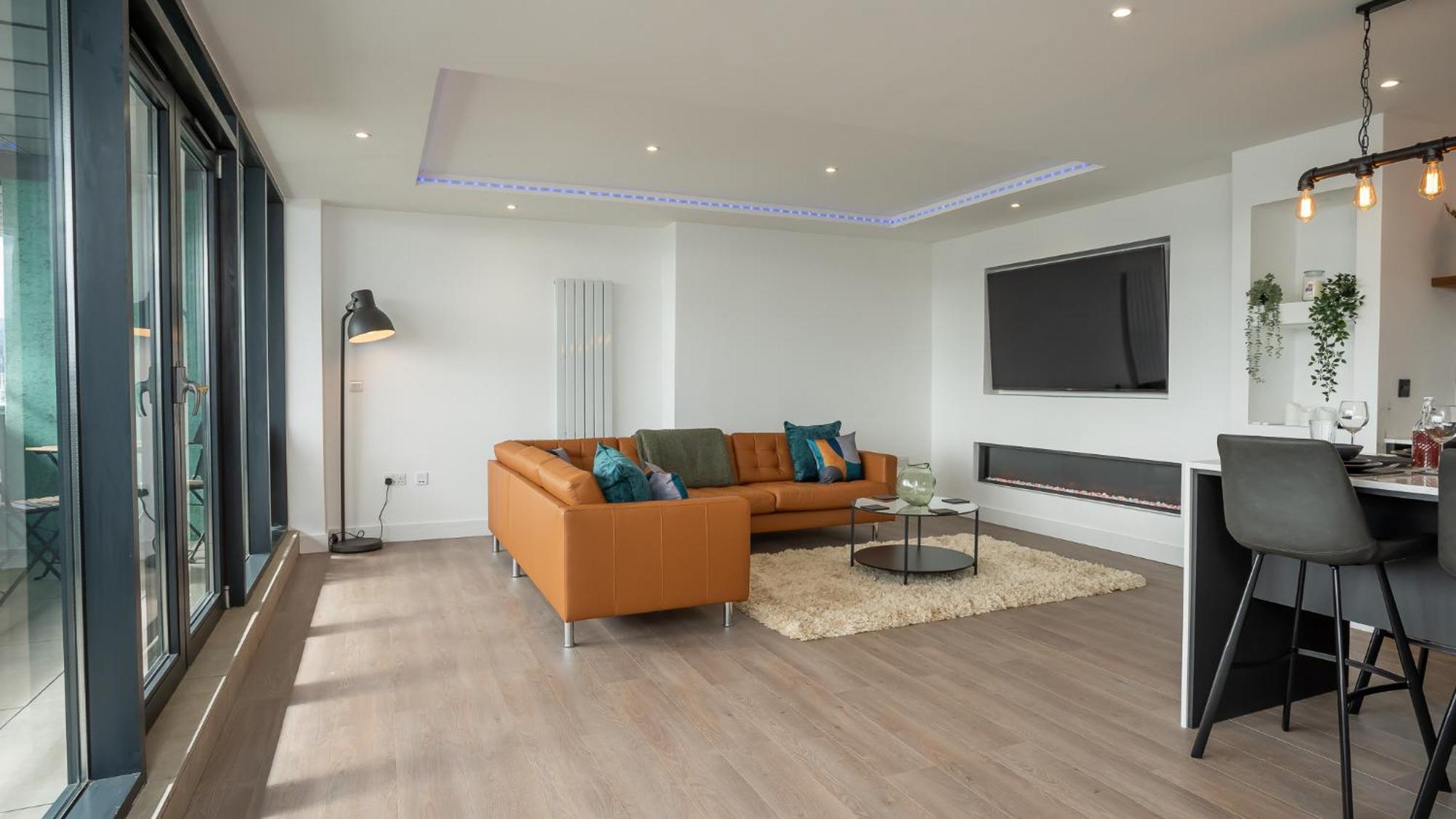 3 Bdr Centre Penthouse By Breaks