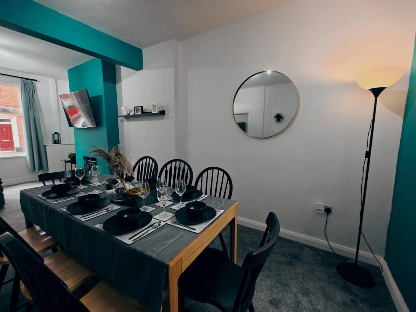4br Ravenhill Modern