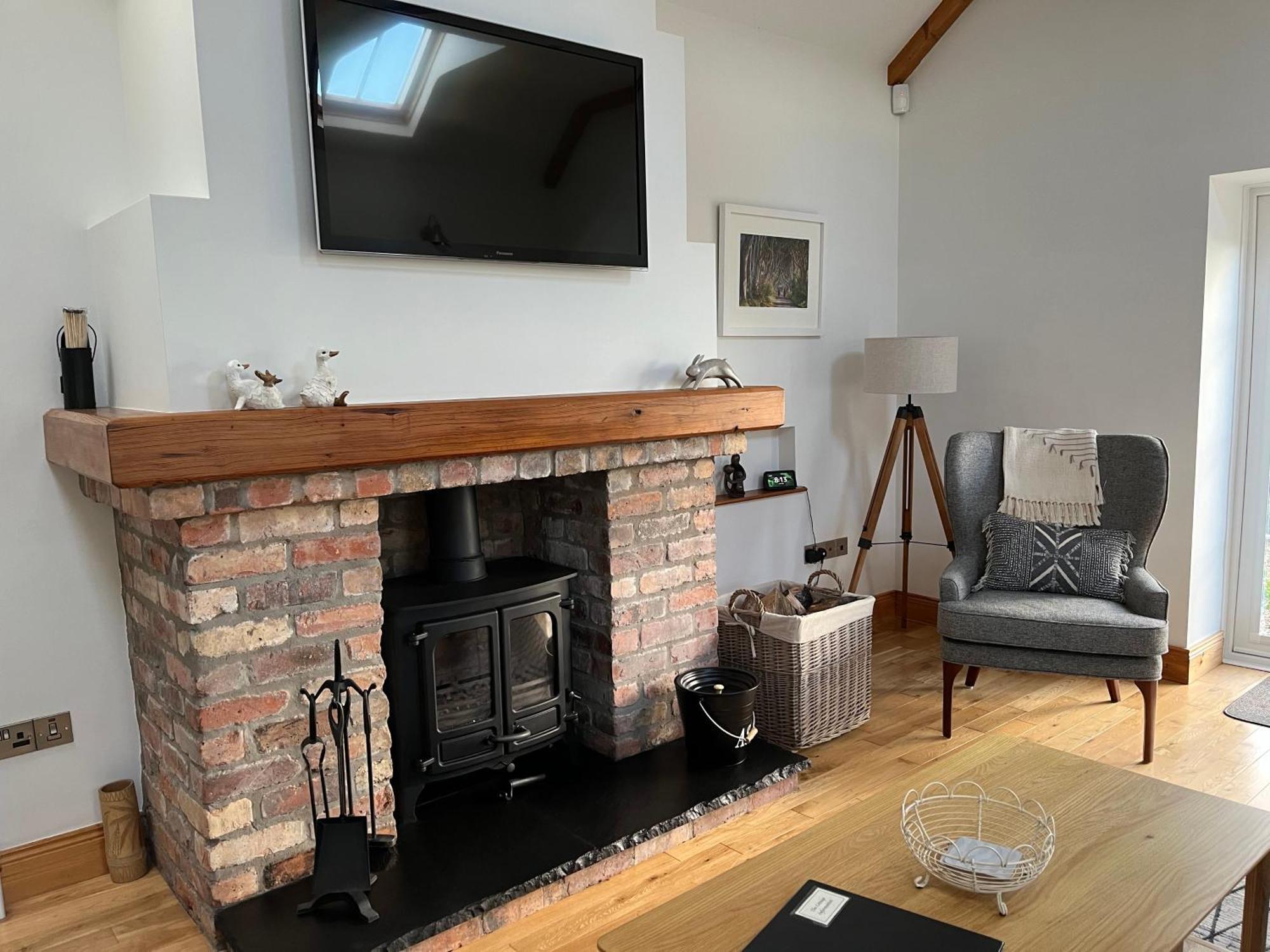 The At Ashbrook - Charming Country Near