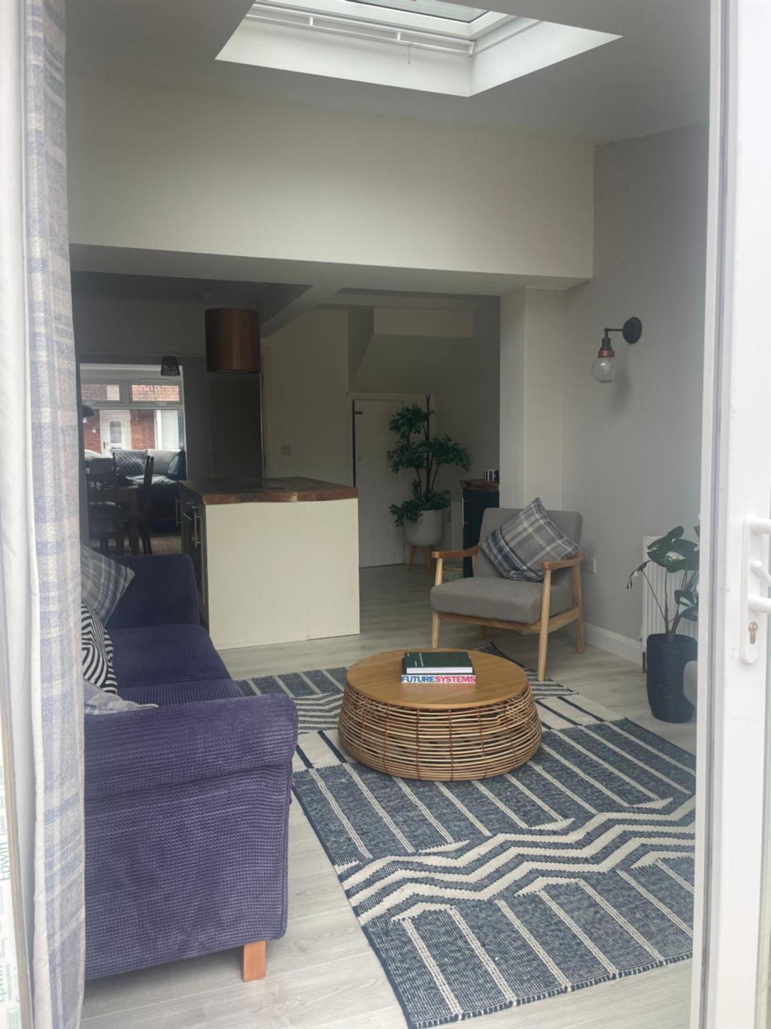 Holiday home Edge Cottage- Newly Renovated Belfast