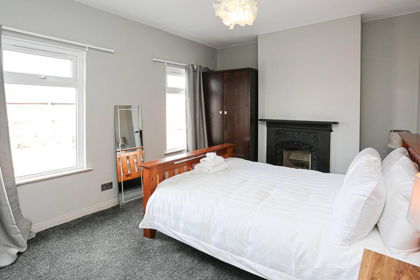 Gateway Abode Near City Centre W Street Parking * Belfast