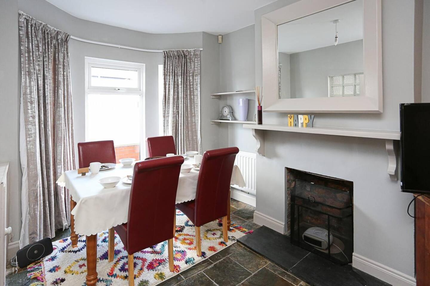 Gateway Abode Near City Centre W Street Parking * Belfast